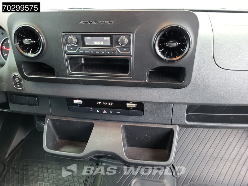 Xe tải nhỏ thùng kín Mercedes-Benz Sprinter 317 CDI Laadklep Automaat Bakwagen 170PK Airco Camera Euro6 Meubelbak Koffer Airco: hình 13 Xe tải nhỏ thùng kín Mercedes-Benz Sprinter 317 CDI Laadklep Automaat Bakwagen 170PK Airco Camera Euro6 Meubelbak Koffer Airco: hình 13