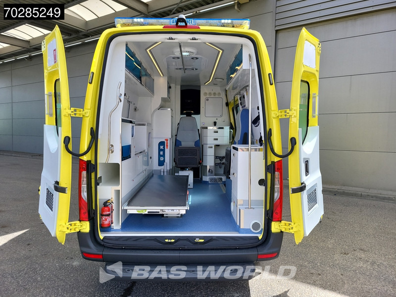 Mercedes-Benz Sprinter 319 CDI Automaat Nieuw! Complete Ambulance Ziekenwagen Rettungswagen Krankenwagen 11m3 Airco Cruise control - Xe cứu thương: hình 3 Mercedes-Benz Sprinter 319 CDI Automaat Nieuw! Complete Ambulance Ziekenwagen Rettungswagen Krankenwagen 11m3 Airco Cruise control - Xe cứu thương: hình 3