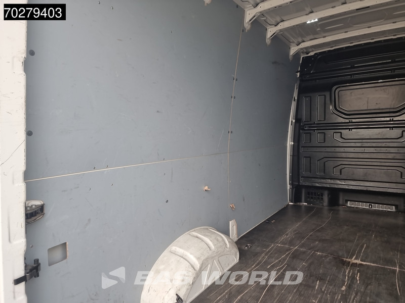 Volkswagen E-Crafter 136pk Elektrisch Automaat L3H3 115 WLTP 36kWh LED Airco Cruise Camera Parkeersensoren L2H2 11m3 Airco Cruise control - Xe van chở hàng, Xe van điện: hình 5 Volkswagen E-Crafter 136pk Elektrisch Automaat L3H3 115 WLTP 36kWh LED Airco Cruise Camera Parkeersensoren L2H2 11m3 Airco Cruise control - Xe van chở hàng, Xe van điện: hình 5