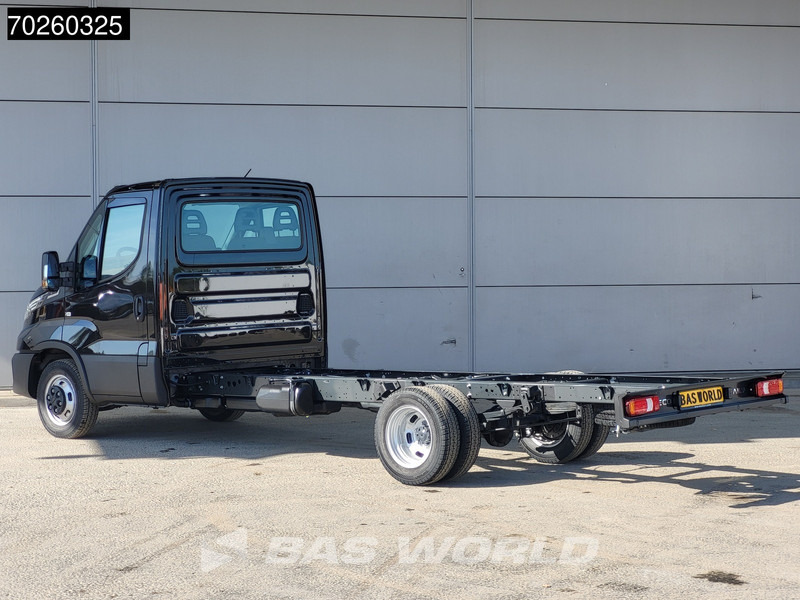 Iveco Daily 35C21 Automaat 410wb Dubbellucht 2025model Chassis Cabine ACC Fahrgestell Airco - Xe tải nhỏ: hình 2 Iveco Daily 35C21 Automaat 410wb Dubbellucht 2025model Chassis Cabine ACC Fahrgestell Airco - Xe tải nhỏ: hình 2