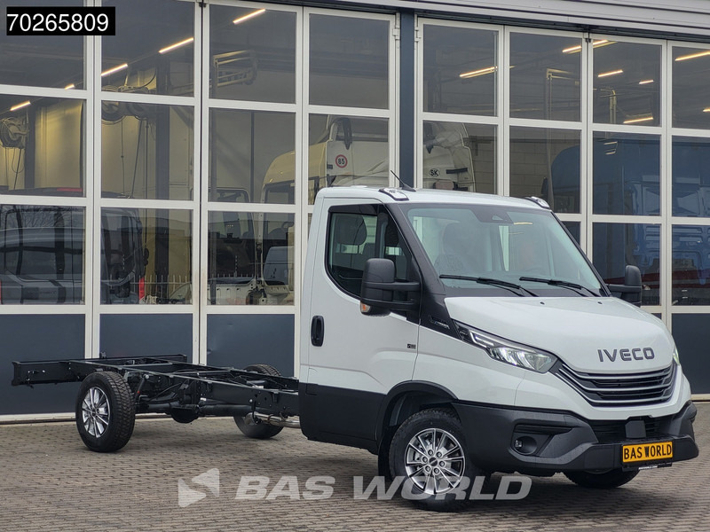 Iveco Daily 35S16 Automaat Chassis Cabine 410WB 2025 model LED CarPlay Camera Velgen Cruise Airco Fahrgestell Airco Cruise control - Xe tải nhỏ: hình 3 Iveco Daily 35S16 Automaat Chassis Cabine 410WB 2025 model LED CarPlay Camera Velgen Cruise Airco Fahrgestell Airco Cruise control - Xe tải nhỏ: hình 3