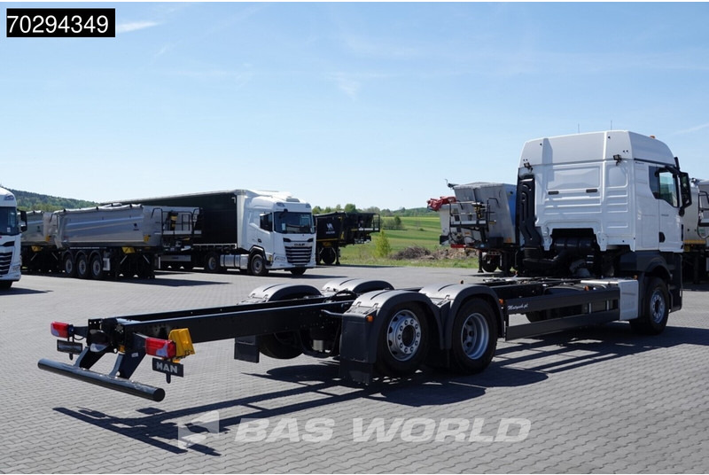 MAN TGX 26.520 TGX 6X2 Lift-Steering Axle Euro 6 - Xe tải khung gầm: hình 5 MAN TGX 26.520 TGX 6X2 Lift-Steering Axle Euro 6 - Xe tải khung gầm: hình 5