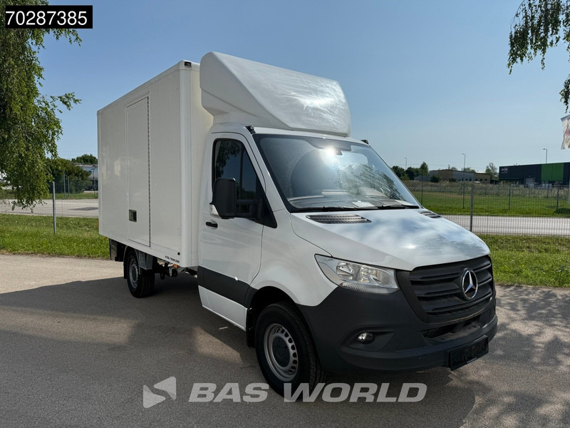 Mercedes-Benz Sprinter 317 CDI 15m3 A/C Cruise control - Xe tải nhỏ thùng kín: hình 3 Mercedes-Benz Sprinter 317 CDI 15m3 A/C Cruise control - Xe tải nhỏ thùng kín: hình 3