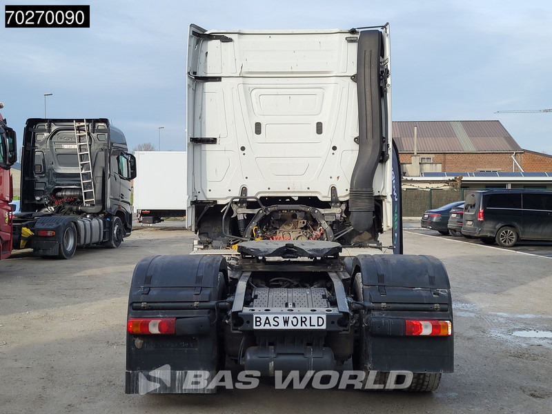 Xe đầu kéo Mercedes-Benz Actros 1942 Actros 4X2 StreamSpace PTO: hình 13