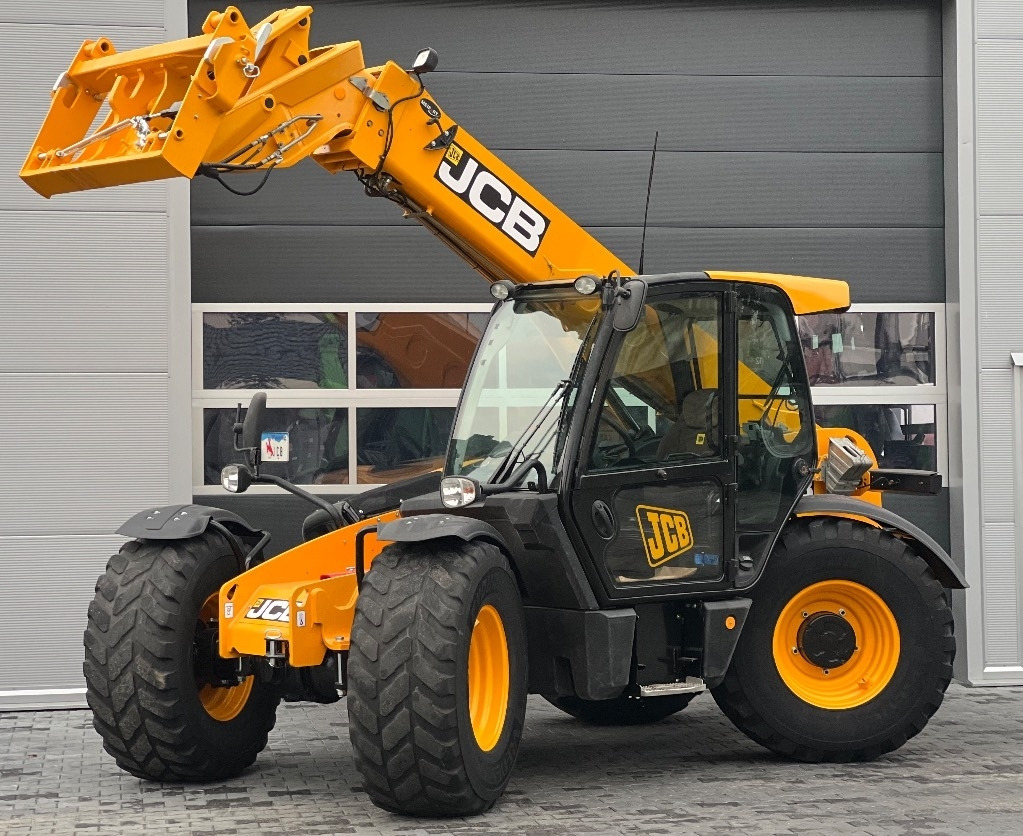 JCB 541-70 Agri Plus  - Xe nhấc hình viễn vọng kính: hình 1 JCB 541-70 Agri Plus  - Xe nhấc hình viễn vọng kính: hình 1