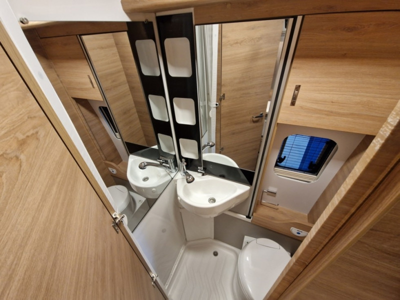 Xe van cắm trại mới Knaus Boxdrive 600 XL: hình 14 Xe van cắm trại mới Knaus Boxdrive 600 XL: hình 14