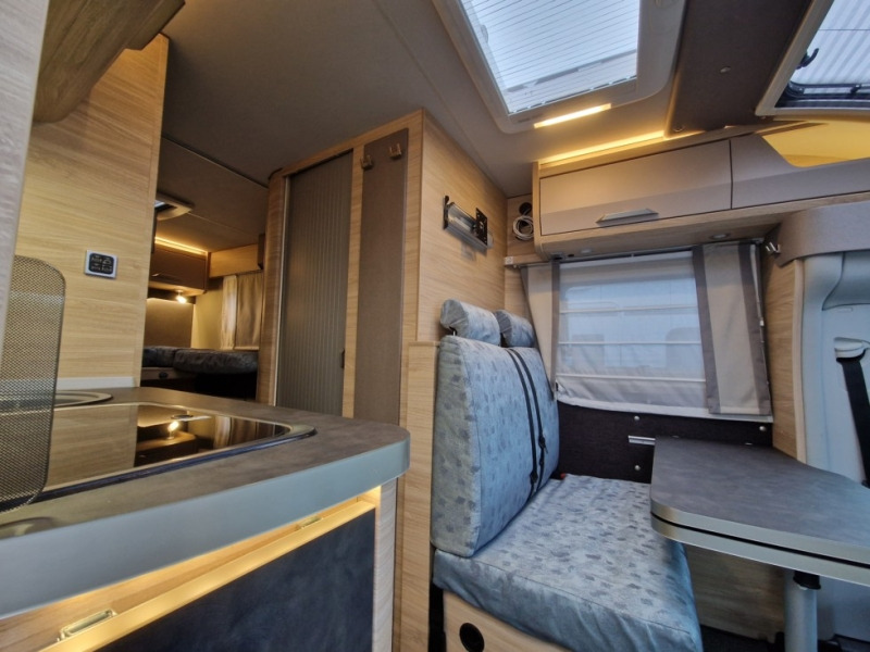 Knaus Van Ti Plus 650 MEG Platinum Selection - Xe cắm trại bán tích hợp: hình 5 Knaus Van Ti Plus 650 MEG Platinum Selection - Xe cắm trại bán tích hợp: hình 5