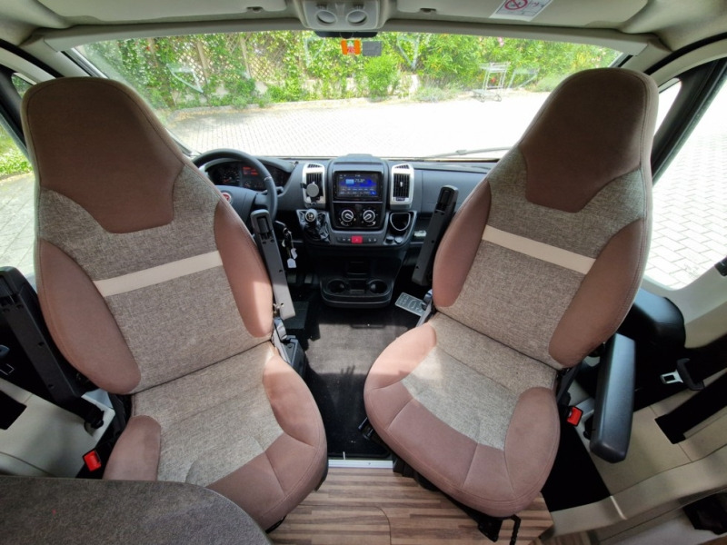 Malibu Van 600 DB - Xe van cắm trại: hình 5 Malibu Van 600 DB - Xe van cắm trại: hình 5