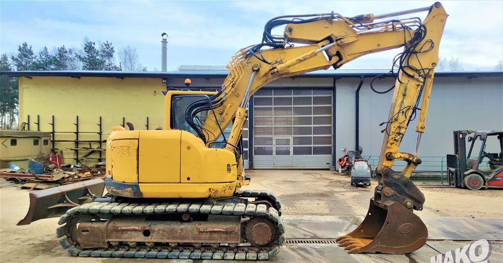Komatsu PC138 US-8 - Máy xúc bánh xích: hình 5 Komatsu PC138 US-8 - Máy xúc bánh xích: hình 5