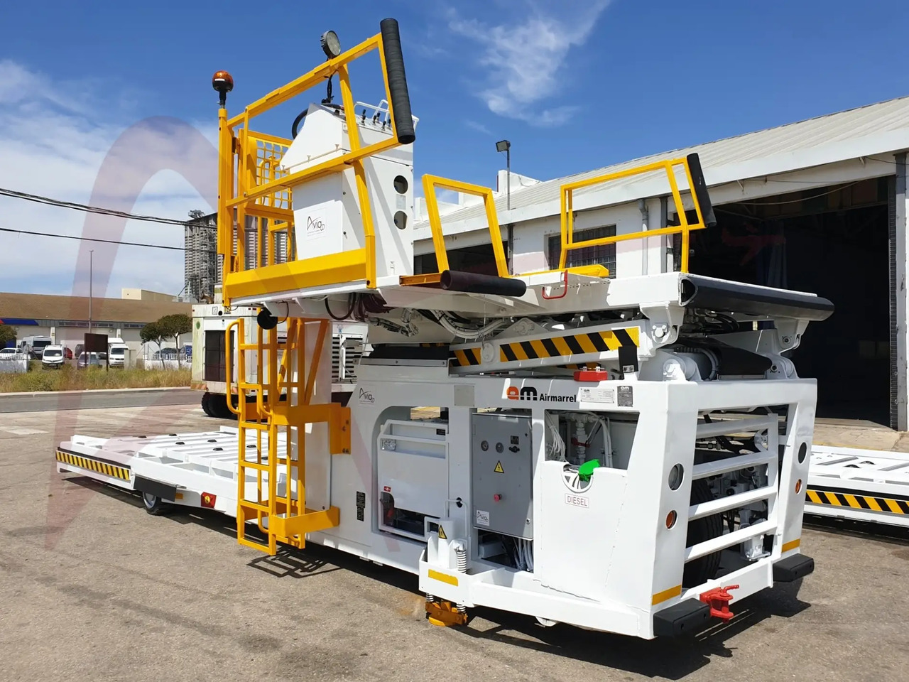 AIR MARREL LAM3500 - Loader nâng hạ container/ Pallet: hình 3 AIR MARREL LAM3500 - Loader nâng hạ container/ Pallet: hình 3