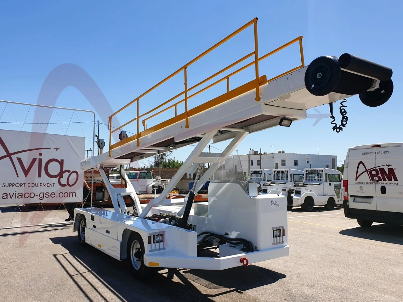 CHARLATTE CBL2000D - Máy xúc băng tải: hình 1 CHARLATTE CBL2000D - Máy xúc băng tải: hình 1
