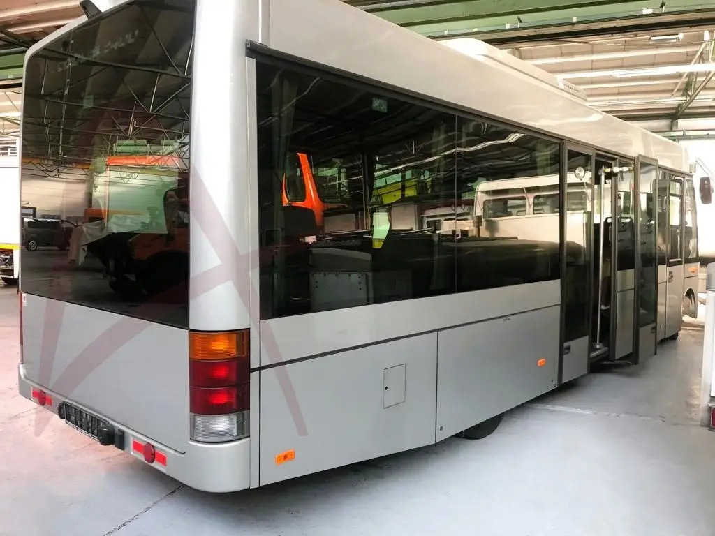 CONTRAC COBUS 2400 - Xe buýt sân bay: hình 2 CONTRAC COBUS 2400 - Xe buýt sân bay: hình 2