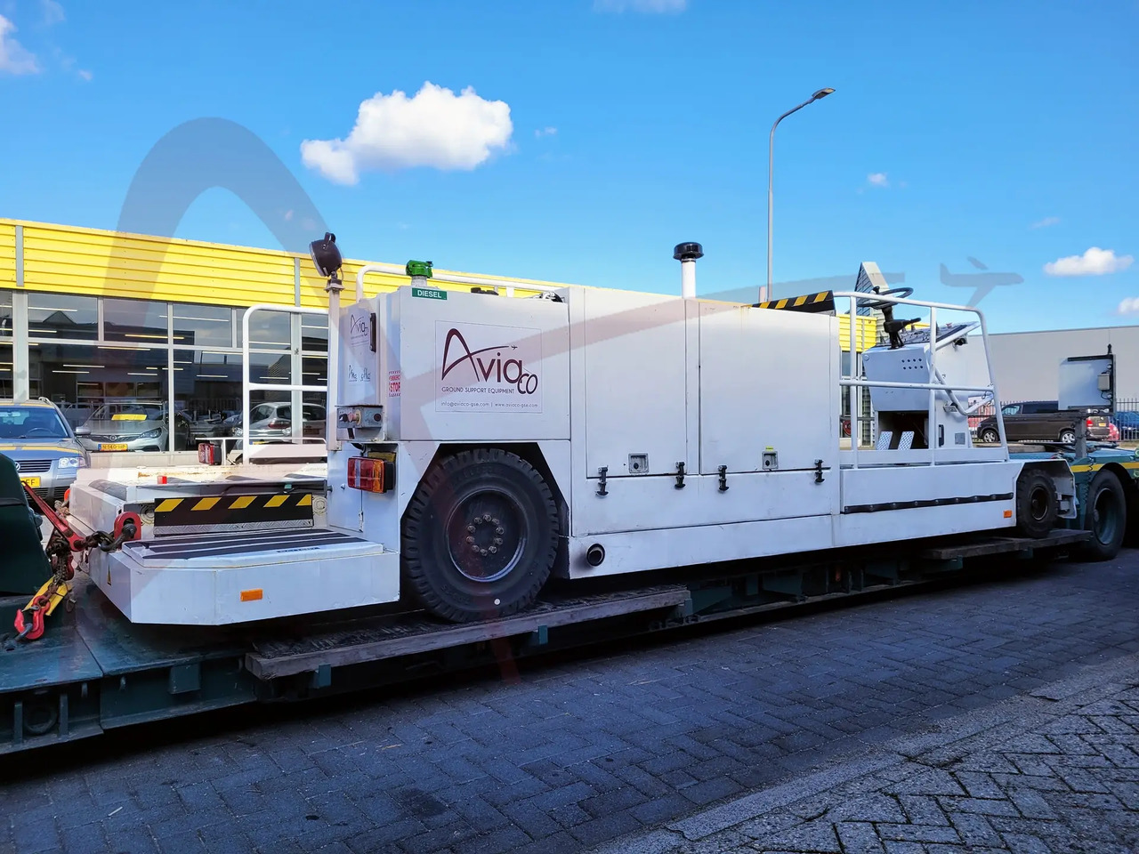 FMC CLT8 - Loader nâng hạ container/ Pallet: hình 2 FMC CLT8 - Loader nâng hạ container/ Pallet: hình 2