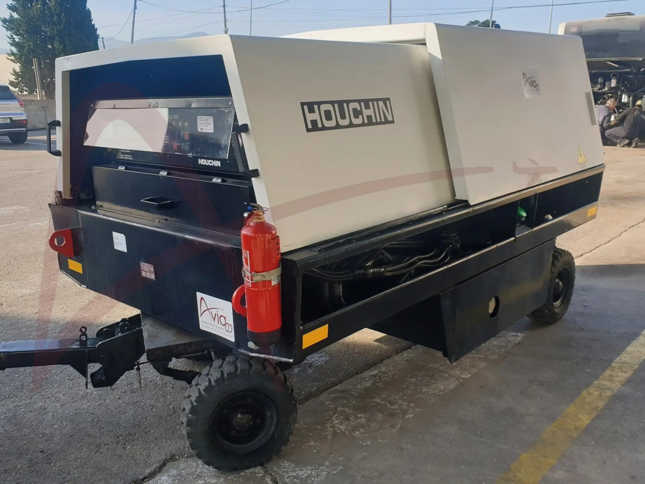 HOUCHIN D690 SV - Bộ nguồn mặt đất: hình 5 HOUCHIN D690 SV - Bộ nguồn mặt đất: hình 5