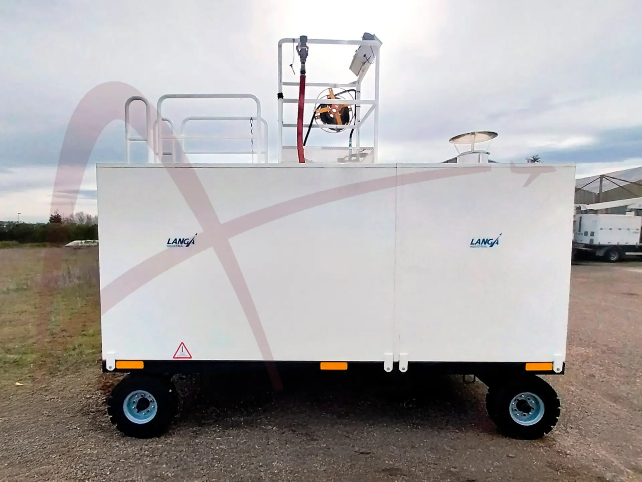 LANGA 1085 - Xe khử băng: hình 2 LANGA 1085 - Xe khử băng: hình 2