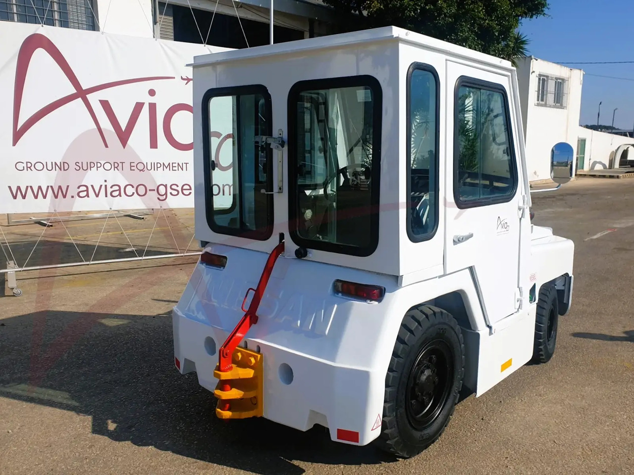 NISSAN FV02 - Xe đầu kéo hành lý: hình 3 NISSAN FV02 - Xe đầu kéo hành lý: hình 3