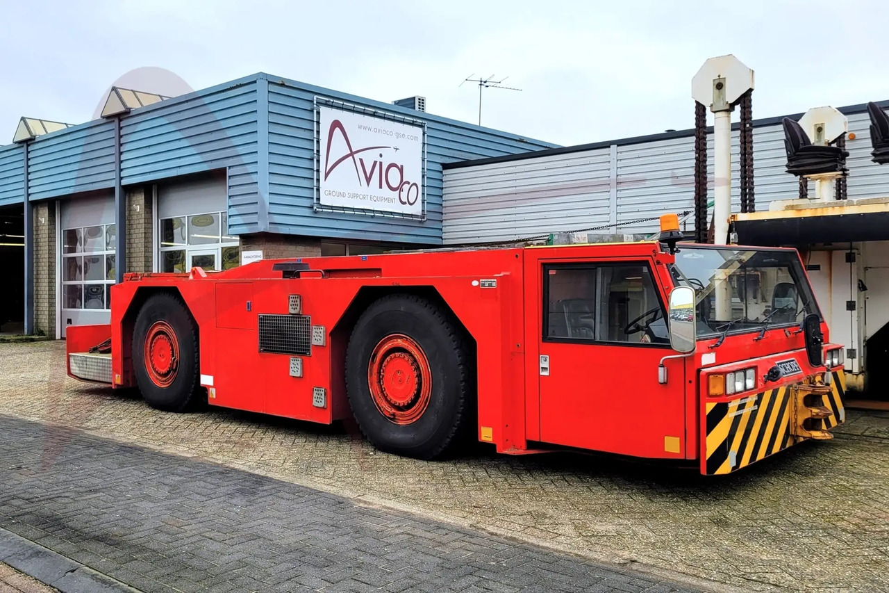 SCHOPF F396P - Xe đầu kéo máy bay: hình 1 SCHOPF F396P - Xe đầu kéo máy bay: hình 1