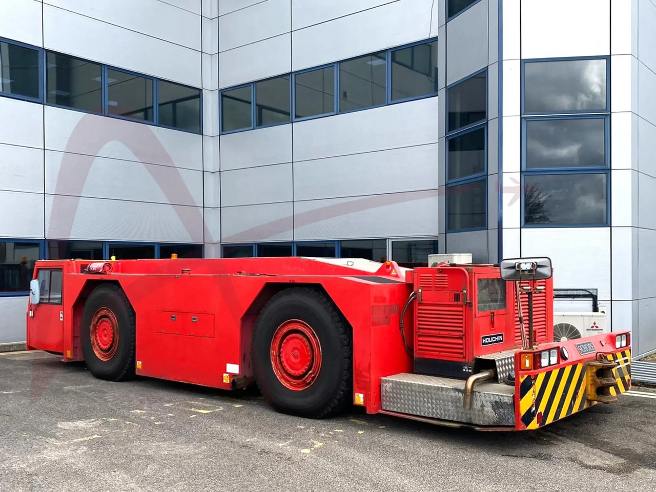 SCHOPF F396P - Xe đầu kéo máy bay: hình 2 SCHOPF F396P - Xe đầu kéo máy bay: hình 2