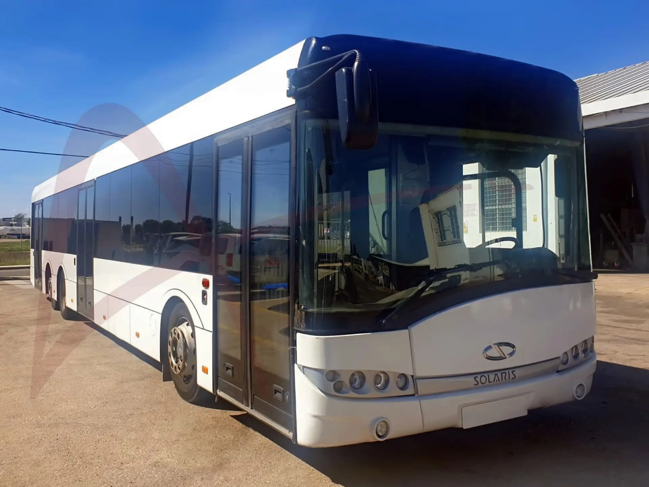 SOLARIS URBINO 15 - Xe buýt sân bay: hình 1 SOLARIS URBINO 15 - Xe buýt sân bay: hình 1