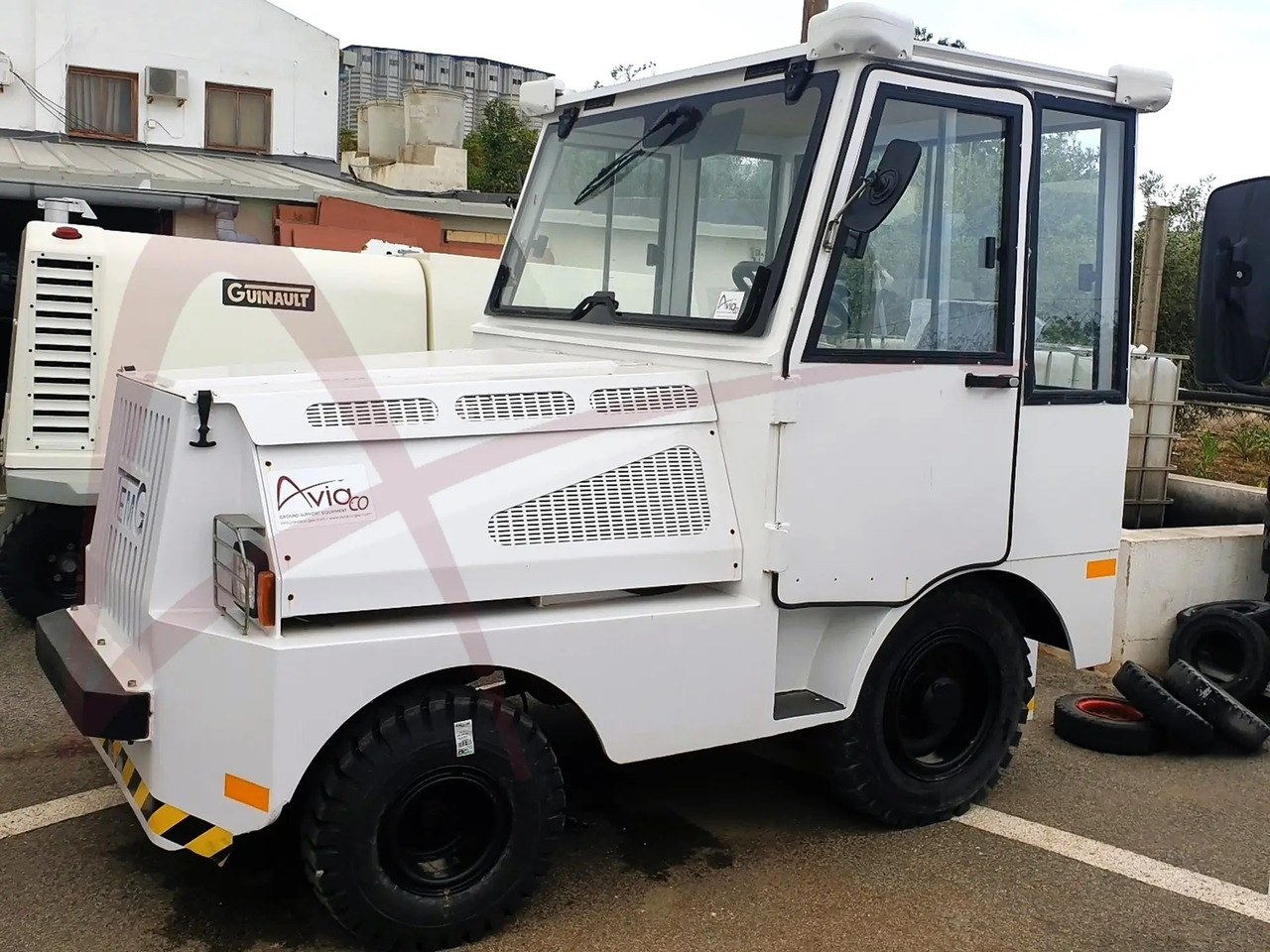 TEMG TG5001 - Xe đầu kéo hành lý: hình 2 TEMG TG5001 - Xe đầu kéo hành lý: hình 2