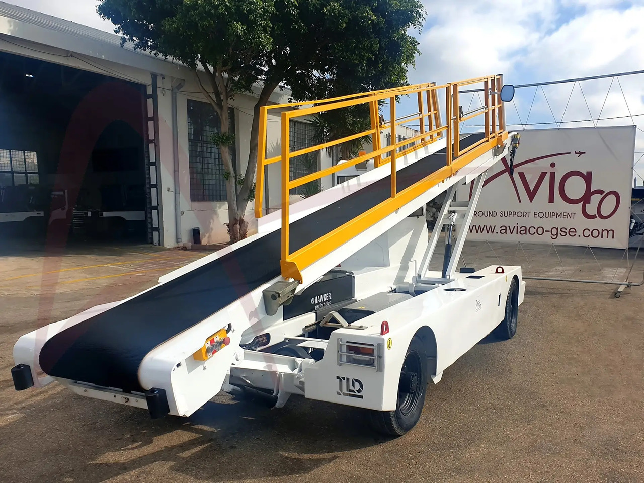 TLD NBL-E - Máy xúc băng tải: hình 1 TLD NBL-E - Máy xúc băng tải: hình 1