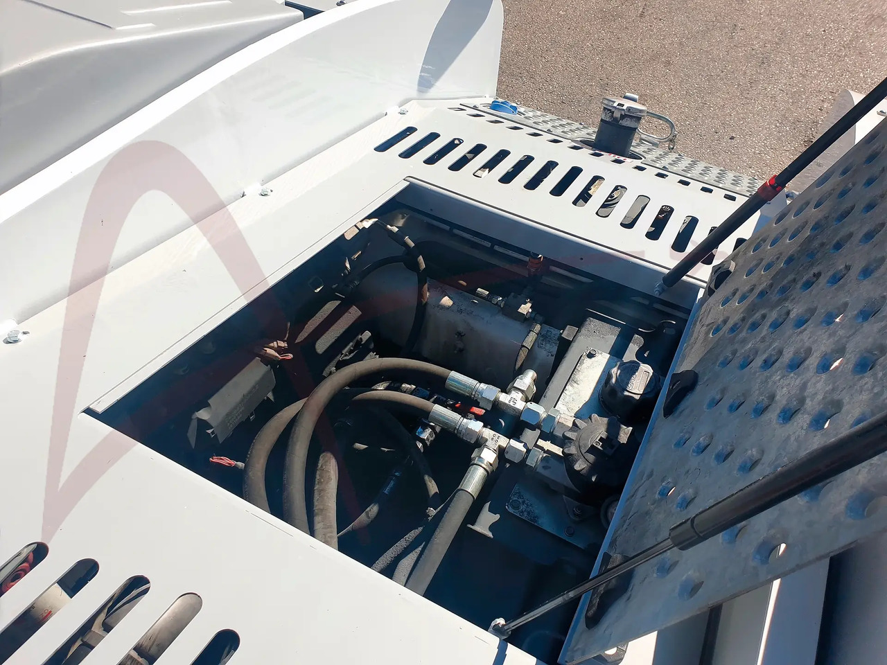 Xe đầu kéo máy bay TLD TMX 350-28: hình 6 Xe đầu kéo máy bay TLD TMX 350-28: hình 6