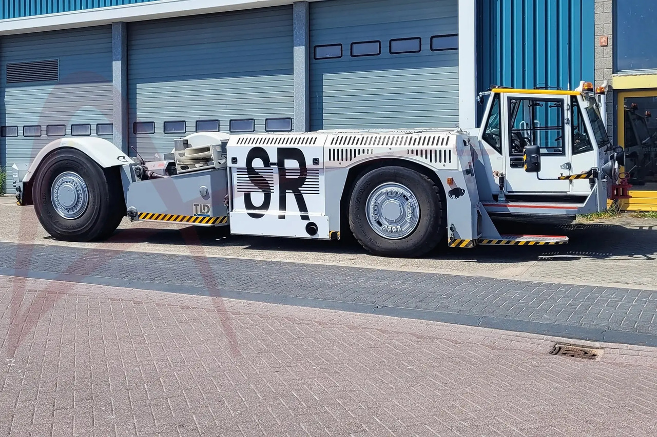 TLD TPX-500-MTS - Xe đầu kéo máy bay: hình 2 TLD TPX-500-MTS - Xe đầu kéo máy bay: hình 2