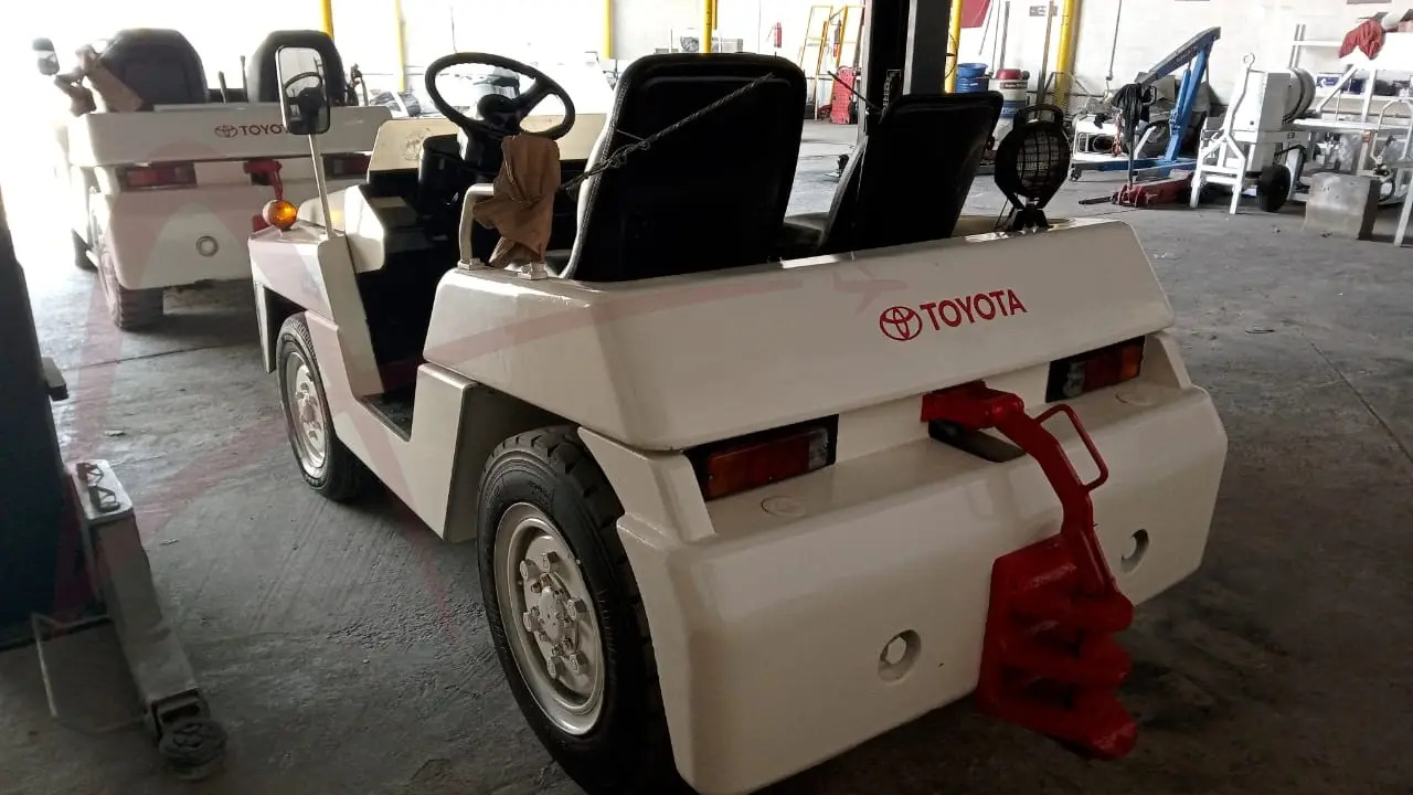 TOYOTA 02-2TD25 - Xe đầu kéo hành lý: hình 2 TOYOTA 02-2TD25 - Xe đầu kéo hành lý: hình 2