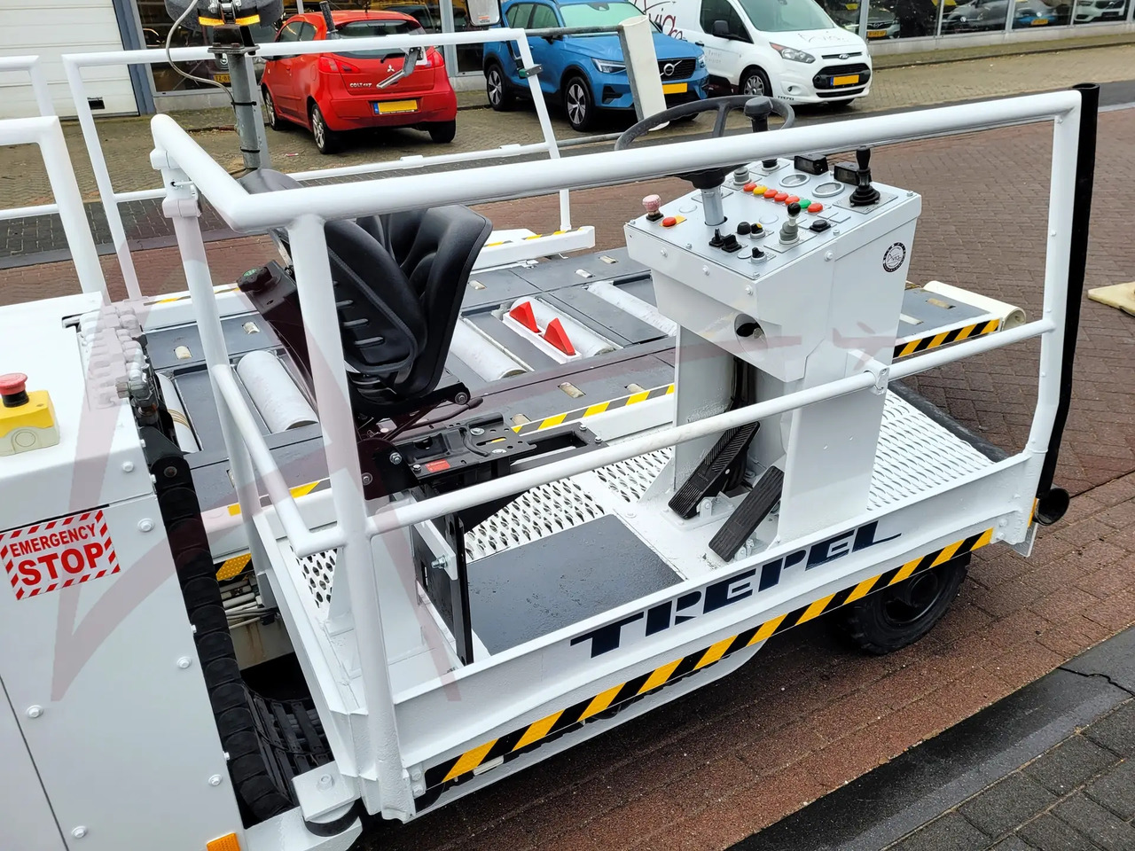 TREPEL CCL35/35 - Loader nâng hạ container/ Pallet: hình 4 TREPEL CCL35/35 - Loader nâng hạ container/ Pallet: hình 4