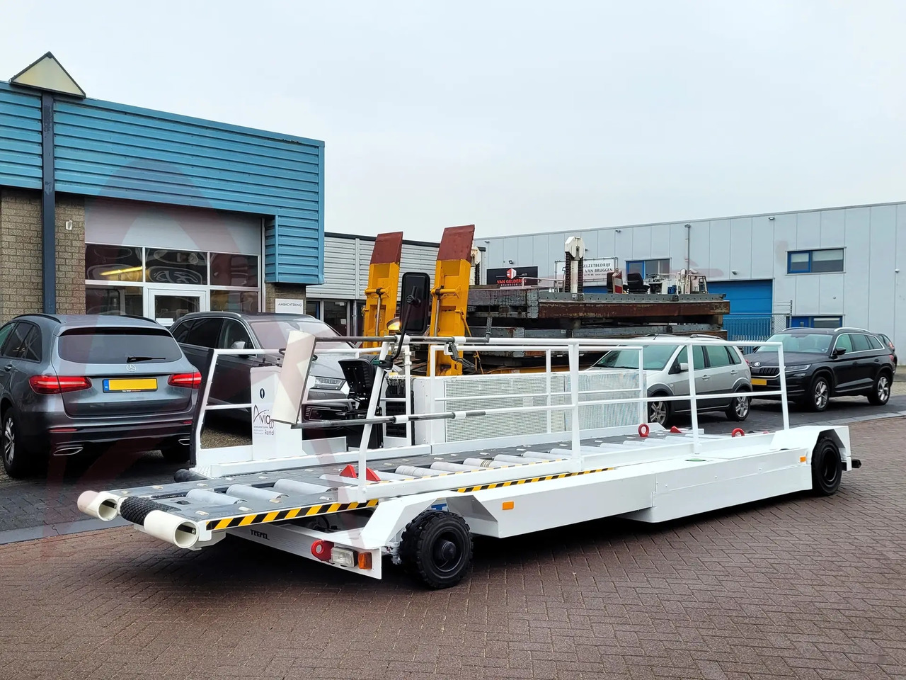 TREPEL CCL35/35 - Loader nâng hạ container/ Pallet: hình 3 TREPEL CCL35/35 - Loader nâng hạ container/ Pallet: hình 3