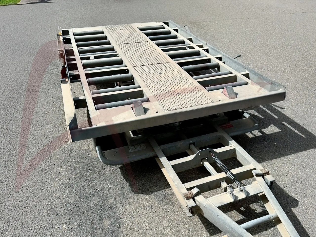 BOMBELLI APT2500 - Thiết bị phục vụ mặt đất: hình 3 BOMBELLI APT2500 - Thiết bị phục vụ mặt đất: hình 3