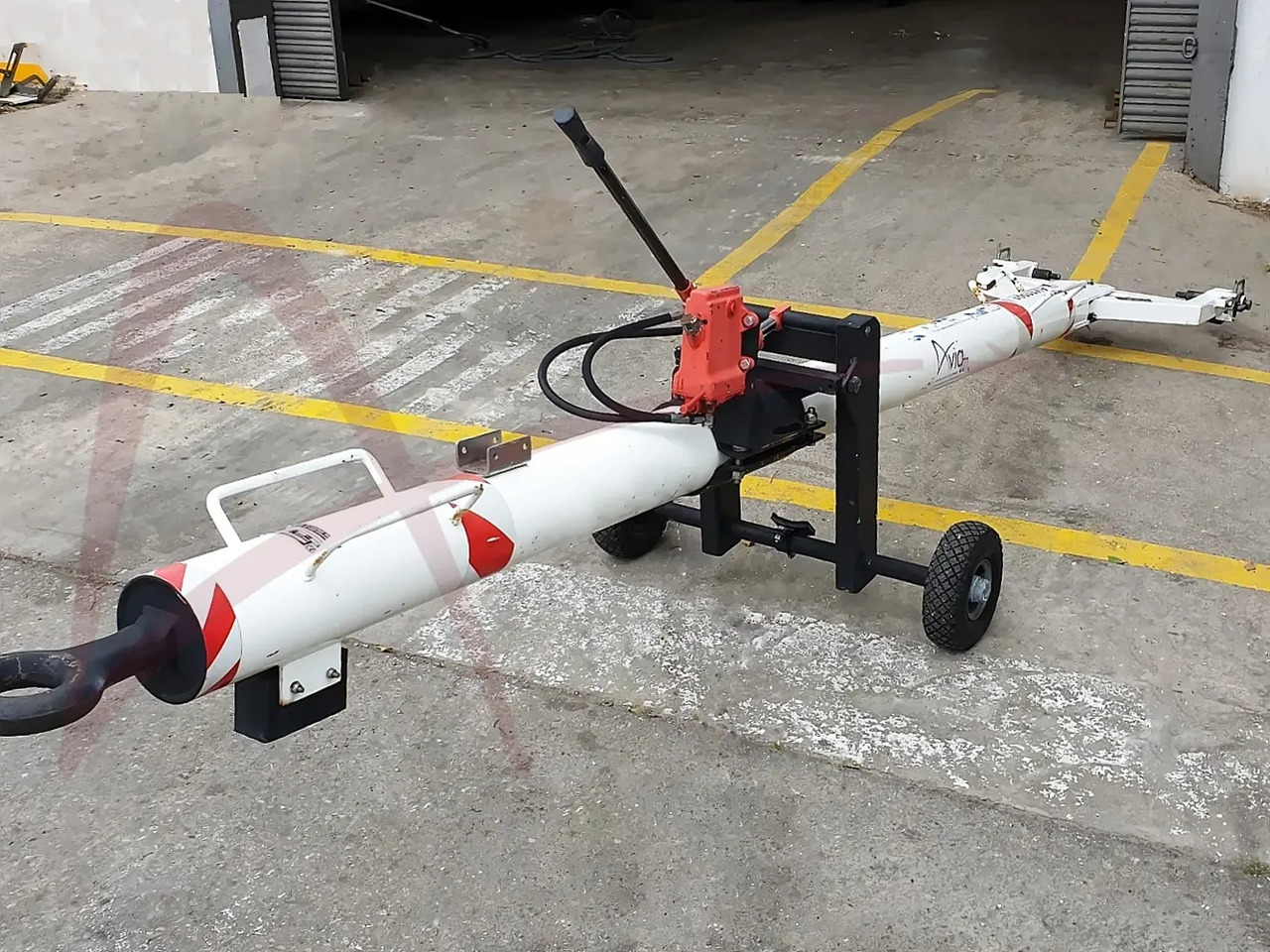 CAVOTEC FLADUNG FSST CRJ100-1000 - Thiết bị phục vụ mặt đất: hình 3 CAVOTEC FLADUNG FSST CRJ100-1000 - Thiết bị phục vụ mặt đất: hình 3