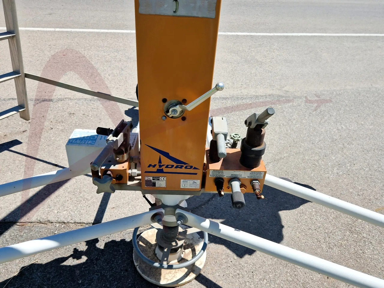 HYDRO HS120 - Thiết bị phục vụ mặt đất: hình 3 HYDRO HS120 - Thiết bị phục vụ mặt đất: hình 3