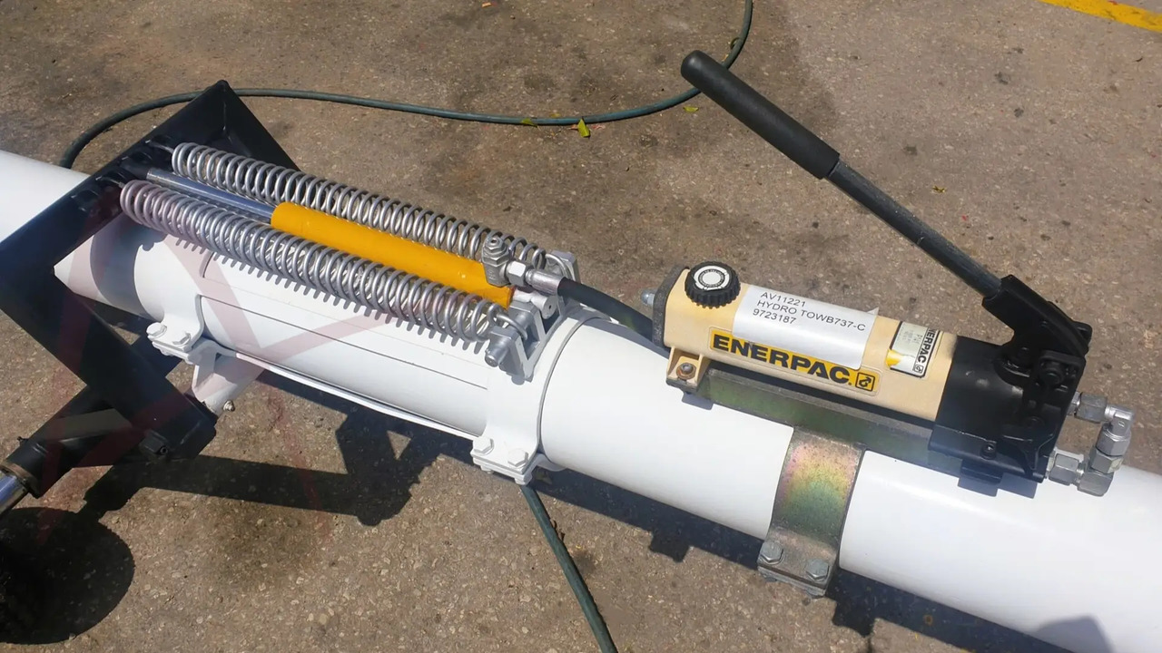 HYDRO TOWB737-C - Thiết bị phục vụ mặt đất: hình 2 HYDRO TOWB737-C - Thiết bị phục vụ mặt đất: hình 2