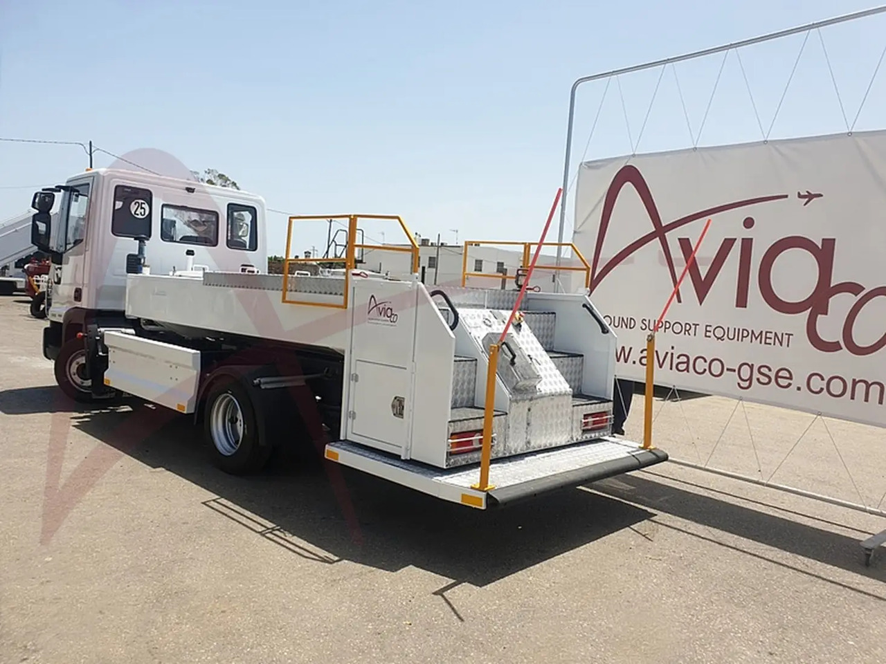 MALLAGHAN WSU 3000 - Thiết bị phục vụ mặt đất: hình 3 MALLAGHAN WSU 3000 - Thiết bị phục vụ mặt đất: hình 3