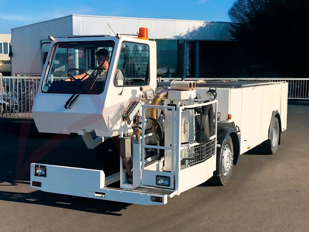 VESTERGAARD TSU-F - Xe tải dịch vụ vệ sinh: hình 2 VESTERGAARD TSU-F - Xe tải dịch vụ vệ sinh: hình 2