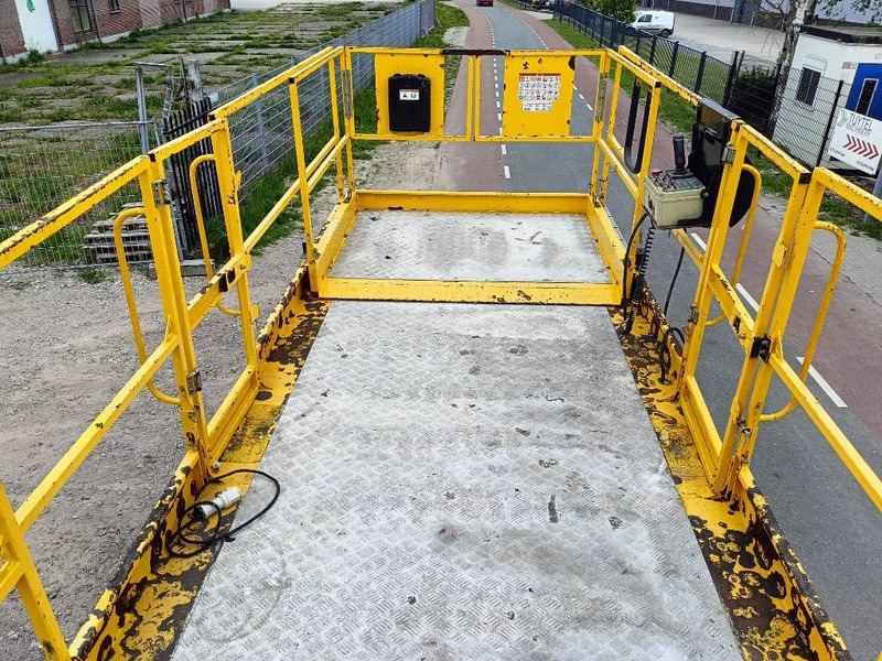 Máy nâng người hình kéo GMG 6094-RT schaarhoogwerker platform hi lift 18 m CE: hình 14