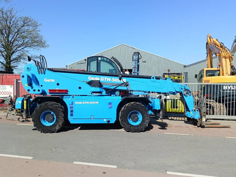 Genie GTH 5021 R roterende verreiker telescopic lade 21m - Xe nhấc hình viễn vọng kính: hình 4 Genie GTH 5021 R roterende verreiker telescopic lade 21m - Xe nhấc hình viễn vọng kính: hình 4