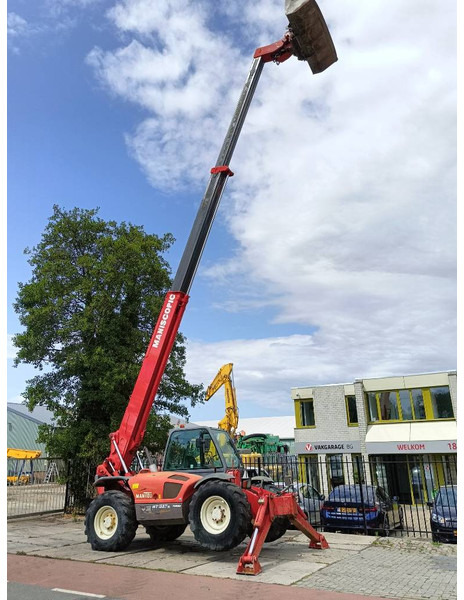 Manitou MT 1337 SL T 13 m verreiker telehandler lader 3,7T - Xe nhấc hình viễn vọng kính: hình 2 Manitou MT 1337 SL T 13 m verreiker telehandler lader 3,7T - Xe nhấc hình viễn vọng kính: hình 2