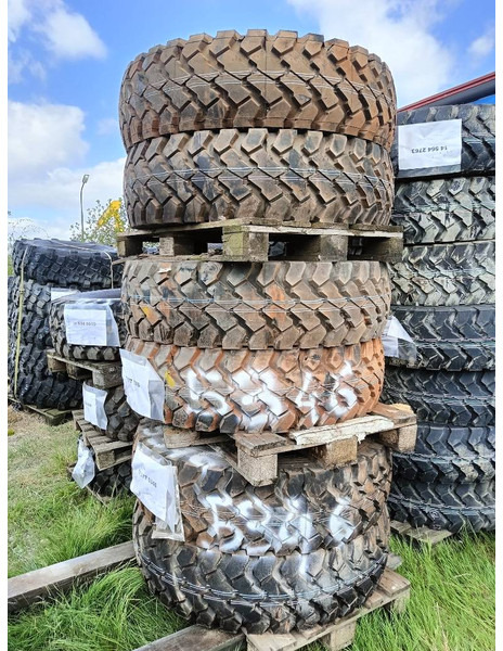 Michelin 12.00R20 , 14.00R20, 335/80R20 , 395/85R2 365/80R2 - Lốp và vành cho Máy móc xây dựng: hình 4 Michelin 12.00R20 , 14.00R20, 335/80R20 , 395/85R2 365/80R2 - Lốp và vành cho Máy móc xây dựng: hình 4