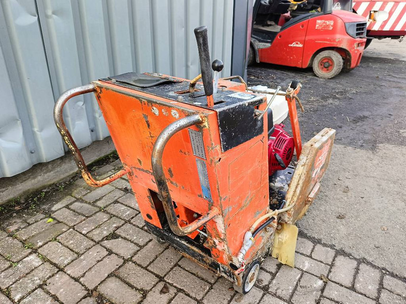 Máy nhựa đường Norton CSB1 clipper zaag betonzaag machine 1994: hình 6