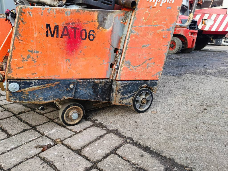 Máy nhựa đường Norton CSB1 clipper zaag betonzaag machine 1994: hình 17