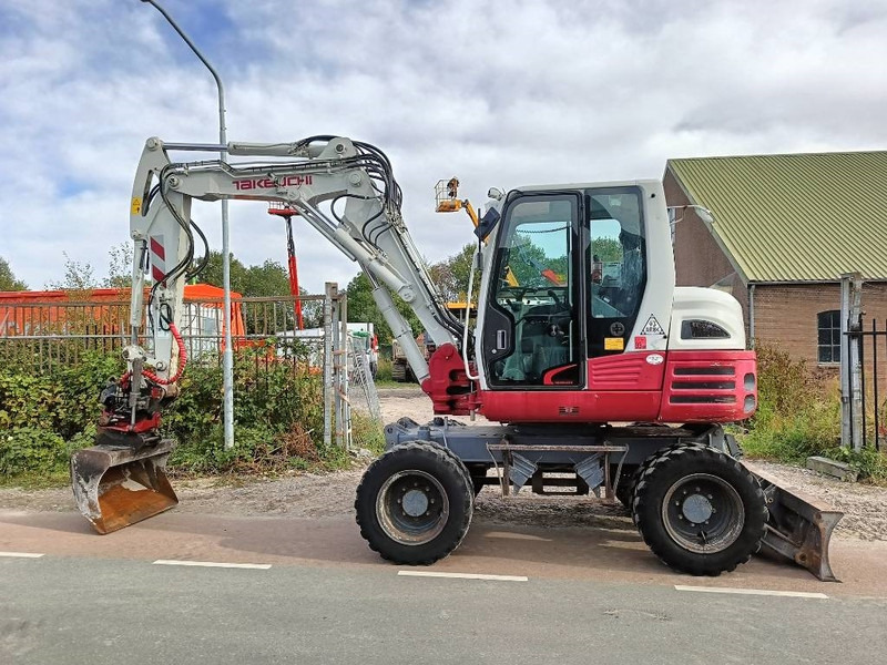 Takeuchi TB 295 W mobiele graafmachine mobile excavator - Máy xúc bánh lốp: hình 2 Takeuchi TB 295 W mobiele graafmachine mobile excavator - Máy xúc bánh lốp: hình 2