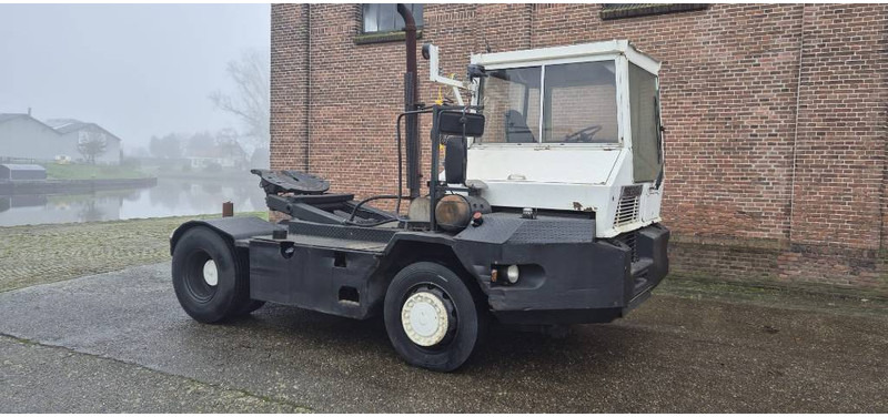 Terberg trt89 4x4 terminal trekker tractor port truck - Máy cày trạm: hình 1 Terberg trt89 4x4 terminal trekker tractor port truck - Máy cày trạm: hình 1