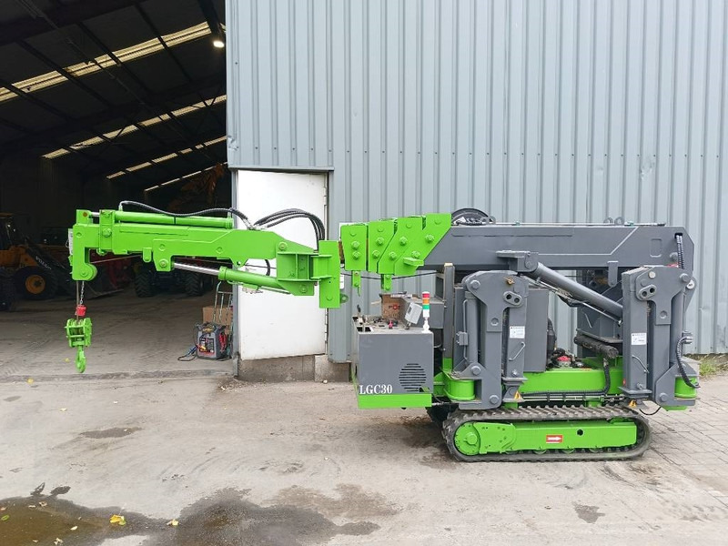 WCM LGC30 maeda mc hybride speed minikraan 8,5 m 3 ton - Cẩu chân nhện: hình 5 WCM LGC30 maeda mc hybride speed minikraan 8,5 m 3 ton - Cẩu chân nhện: hình 5