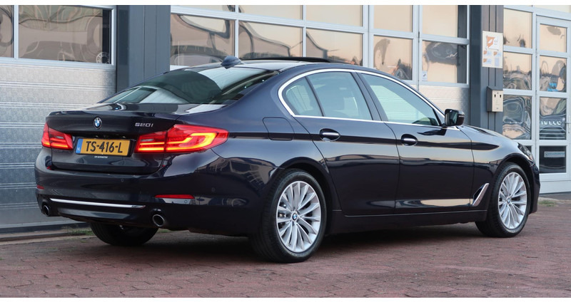 BMW 5 Serie 520i High Executive SCHUIFDAK/ NAPPA-LEDER/ ACC/ HEAD-UP/ H&K / ETC. - Sedan: hình 4 BMW 5 Serie 520i High Executive SCHUIFDAK/ NAPPA-LEDER/ ACC/ HEAD-UP/ H&K / ETC. - Sedan: hình 4