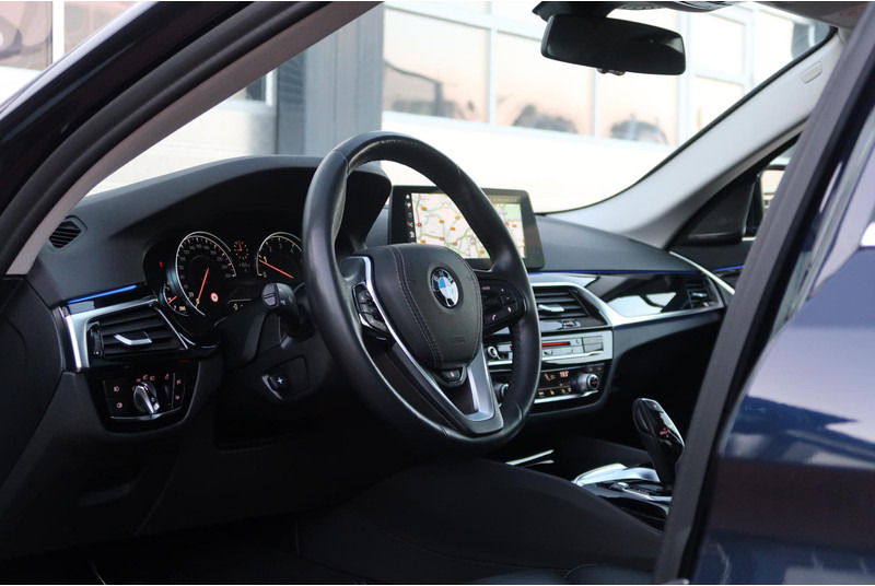 BMW 5 Serie 520i High Executive SCHUIFDAK/ NAPPA-LEDER/ ACC/ HEAD-UP/ H&K / ETC. - Sedan: hình 2 BMW 5 Serie 520i High Executive SCHUIFDAK/ NAPPA-LEDER/ ACC/ HEAD-UP/ H&K / ETC. - Sedan: hình 2