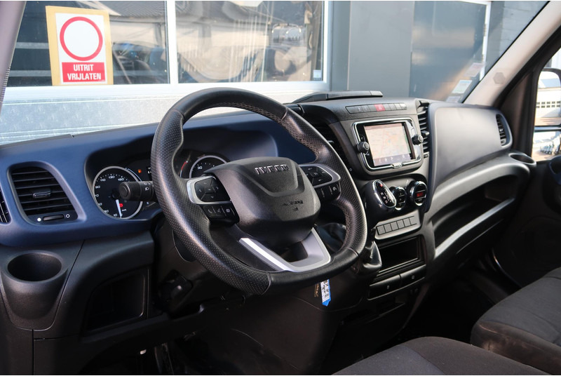 Iveco Daily 35S18HV 3.0 35 L2 H2 AUT/ LED/ CAMERA/ 3.5T/ CRUISE/ CLIMA/ TREKHAAK - Xe van chở hàng: hình 2 Iveco Daily 35S18HV 3.0 35 L2 H2 AUT/ LED/ CAMERA/ 3.5T/ CRUISE/ CLIMA/ TREKHAAK - Xe van chở hàng: hình 2