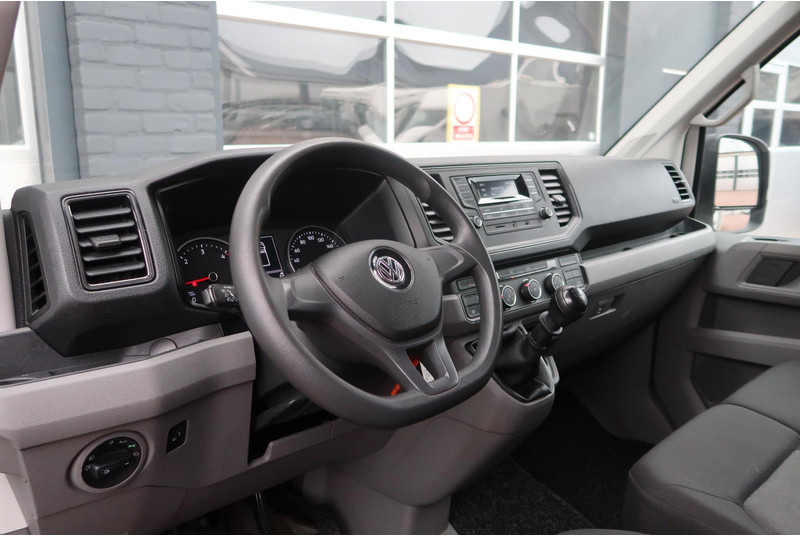 Volkswagen Crafter 35 2.0 TDI LAADKLEP/ AIRCO/ CRUISE - Xe van chở hàng: hình 2 Volkswagen Crafter 35 2.0 TDI LAADKLEP/ AIRCO/ CRUISE - Xe van chở hàng: hình 2