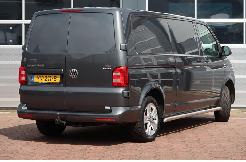 Volkswagen Transporter 2.0 TDI L2H2 Highline AUT/ NAVI/ CAMERA/ CRUISE/ AIRCO/ LEDER/ TREKHAAK - Xe van nhỏ gọn: hình 4 Volkswagen Transporter 2.0 TDI L2H2 Highline AUT/ NAVI/ CAMERA/ CRUISE/ AIRCO/ LEDER/ TREKHAAK - Xe van nhỏ gọn: hình 4